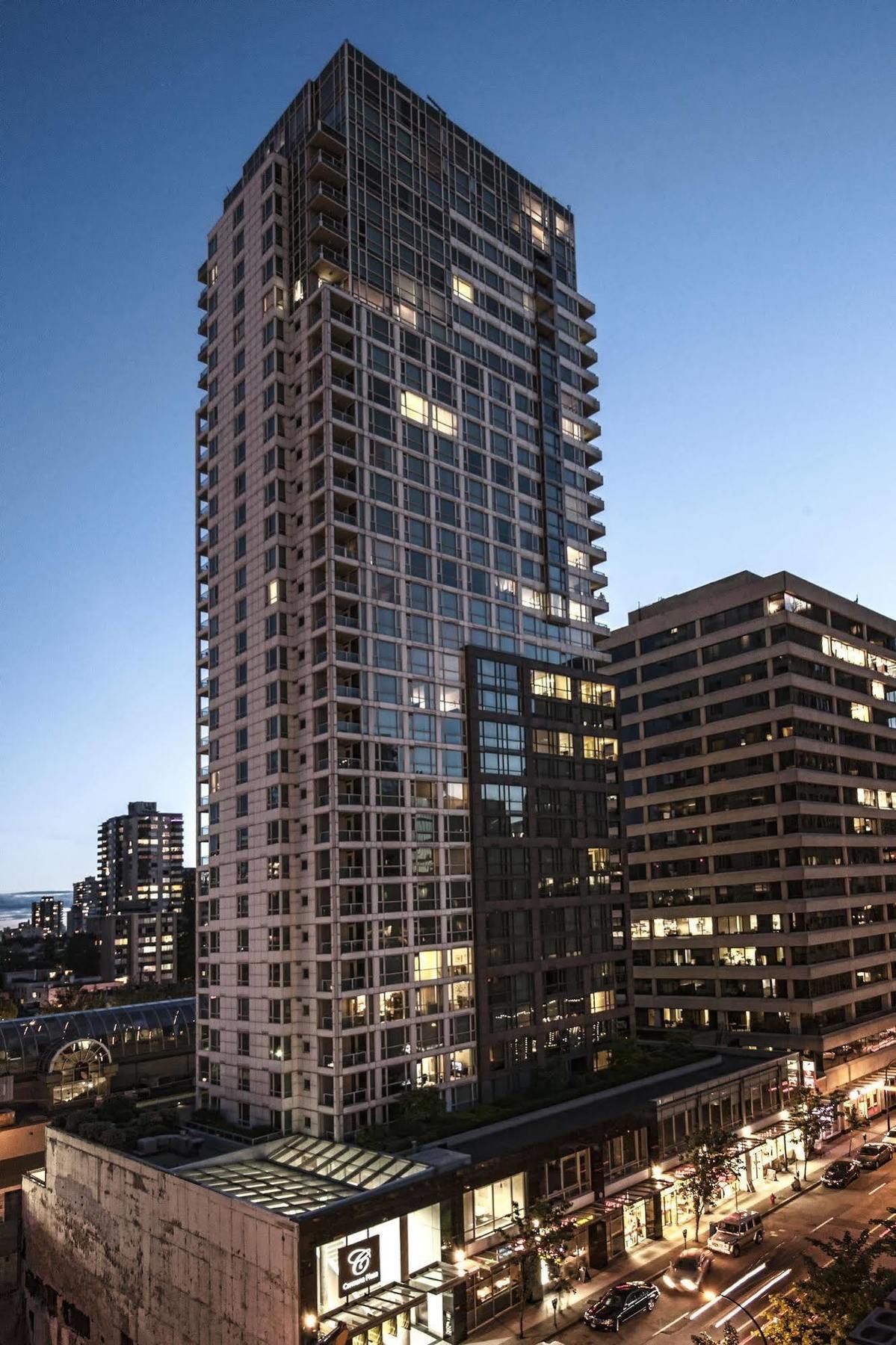 Hotel Carmana Plaza Vancouver Exterior foto